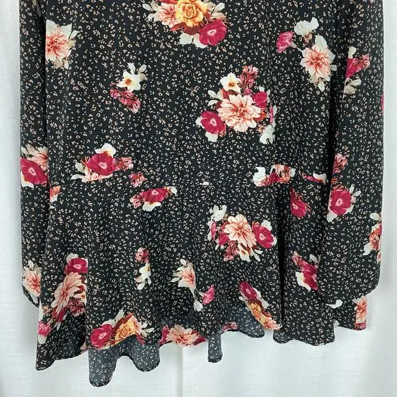 Torrid Black Floral Babydoll Top Sz.3 - Picture 11 of 14